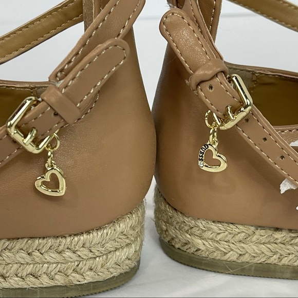 Guess Woman GF Cadey Ankle Strap Sandals - Picture 6 of 10